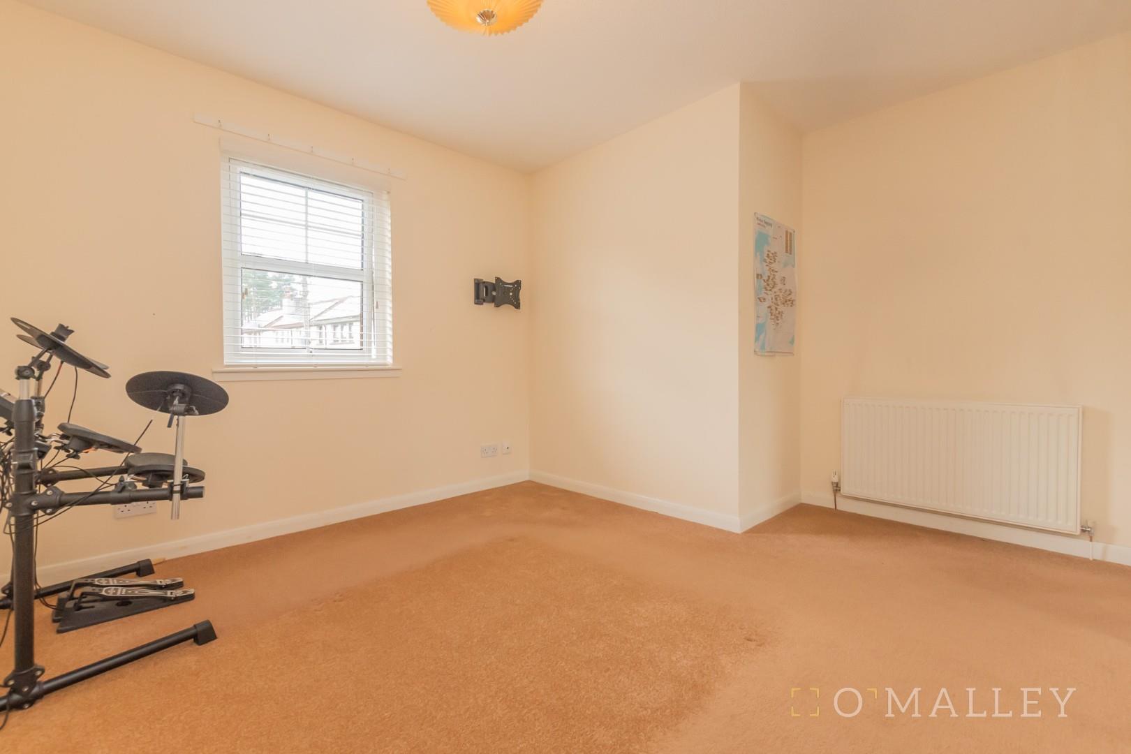 28. Bedroom 2 2.jpg